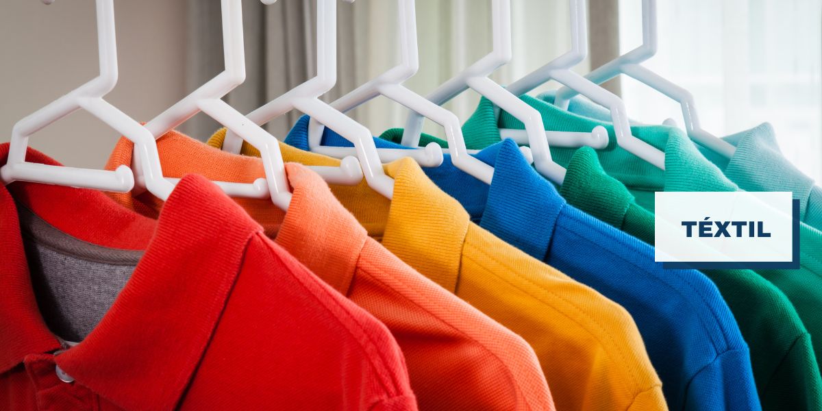 regalo promocional textil merchandising textil camisetas personalizadas regalos de empresa ropa corporativa uniformidad laboral